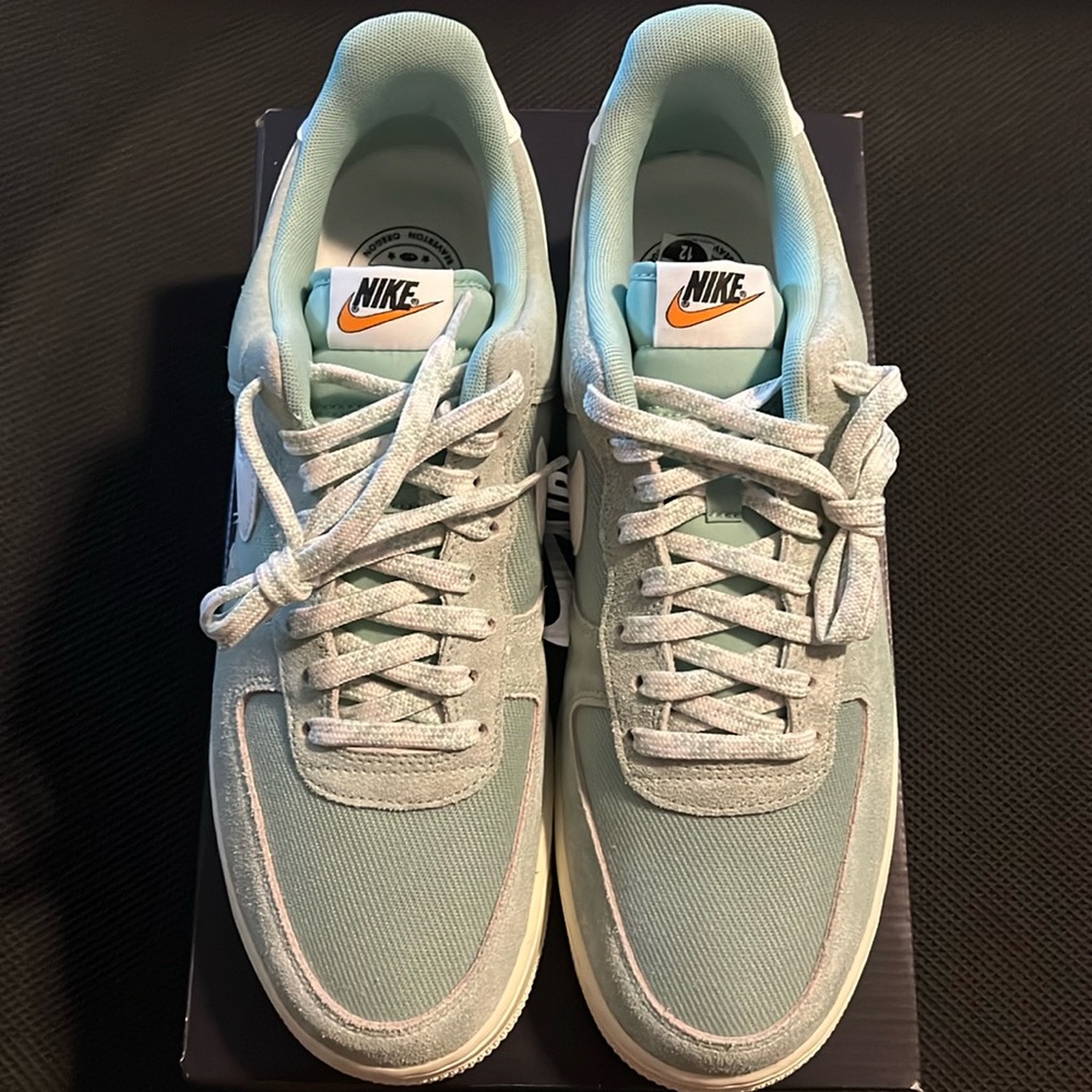 Nike Air Force 1 ‘07 LV8